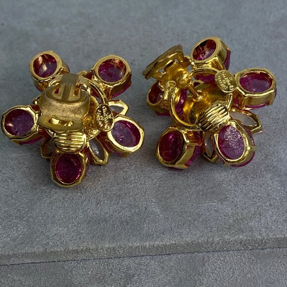 Vintage Christian Dior 1968 Germany Henkle & Grosse Pink & White Flower Clip-On - Picture 6 of 10